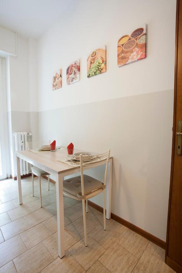 Bilocale Tortona District Apartamento Milão Exterior foto